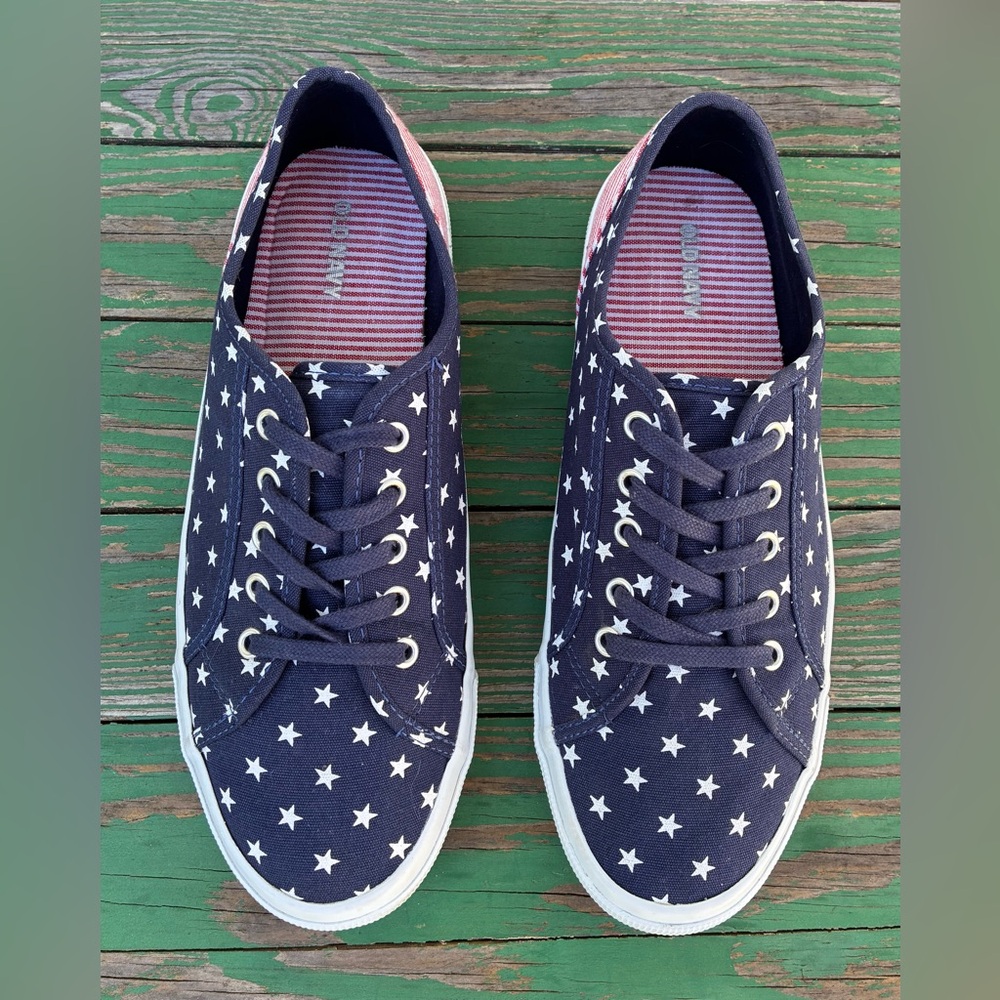 Old Navy Canvas Sneakers Womens Sz 9 Stars And Stripes Americana Shoes